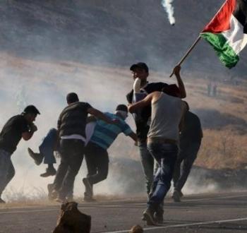 قمع فعالية فلسطينية