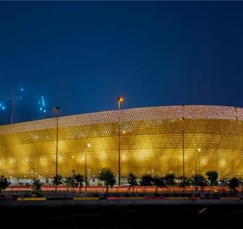 الكشف عن مجسم كأس سوبر لوسيل بين الزمالك والهلال السعودي.jpg