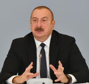 إلهام علييف