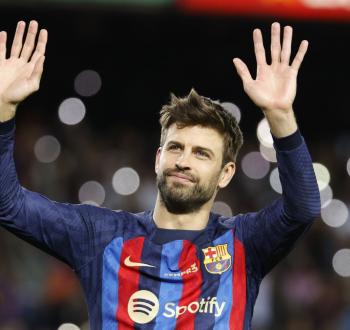 برشلونة يحدد صفقتين لتعويض رحيل بكيه