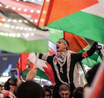 خلال فعالية في قطر.jpg