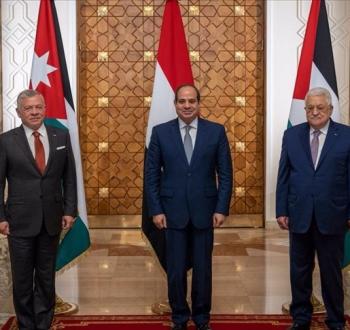 قمة عربية ثلاثية