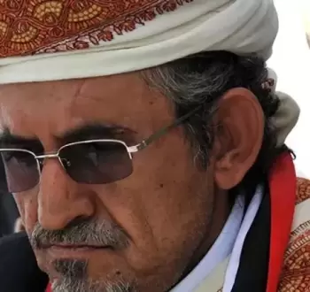 صادق الأحمر