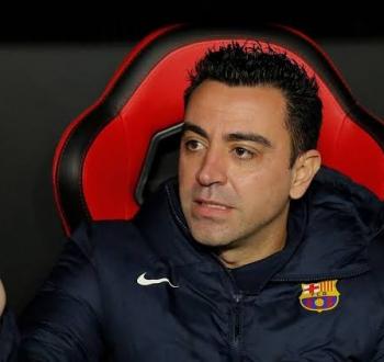 برشلونة يحسم مصير تشافي