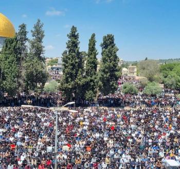صلاة الجمعة الأخيرة من رمضان في الأقصى
