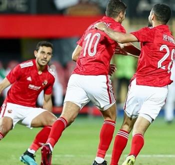 الأهلي المصري يُجدد عقود 3 لاعبين أساسيين