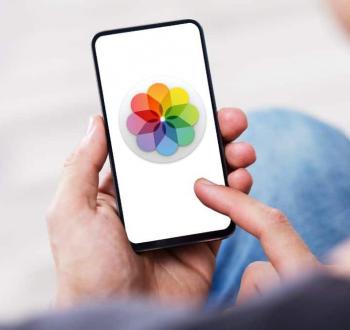 تطبيق الصور في iOS 17.jpg