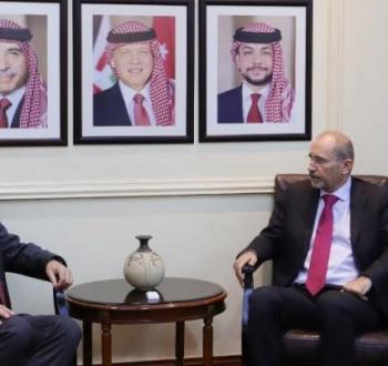 أيمن الصفدي وفليب لازريني