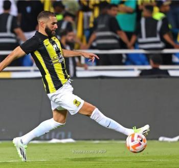 بنزيما يتعرض للإصابة