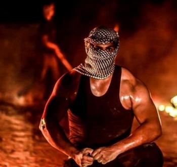 الشباب الثائر