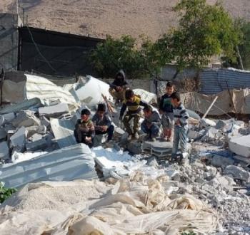 هدم أرشيفية.jpg