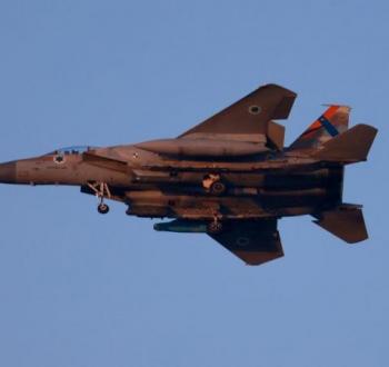 صفقة بيع أسلحة