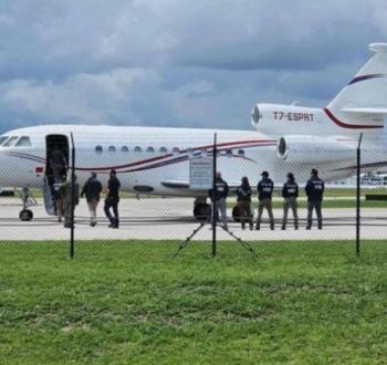 Venezuelan-Presidents-Plane-Internet-730x430.jpg