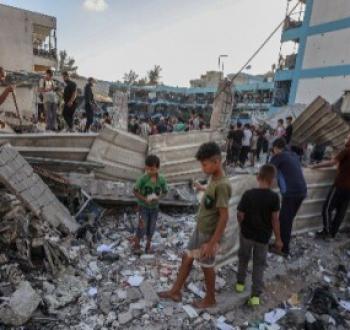 قصف الاحتلال مدرسة إيواء في قطاع غزة _صورة سابقة_