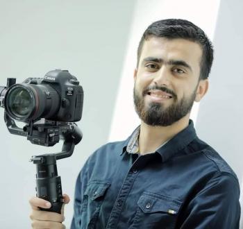 الشهيد الصحفي عمرو أبو عودة في غزة.jpg