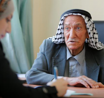 كبار السن.png