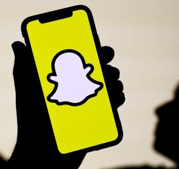 تطبيق سناب شات المنافس لفيسبوك.jpg