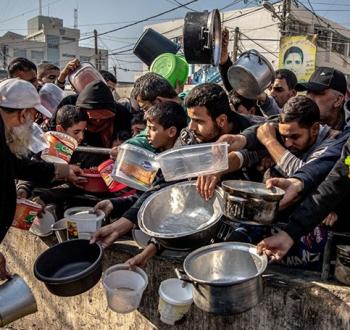 food-distribution-al-shaboura-camp-in-gaza-media (1).jpg