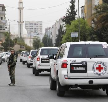 2017-12-27T022619Z_1_LYNXMPEDBQ02C_RTROPTP_3_CRISIS-SYRIA-AID-AR5.jpg