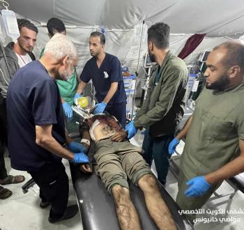 صورة أرشيفية لشهداء ومصابون باستهداف مدنيين وسط القطاع