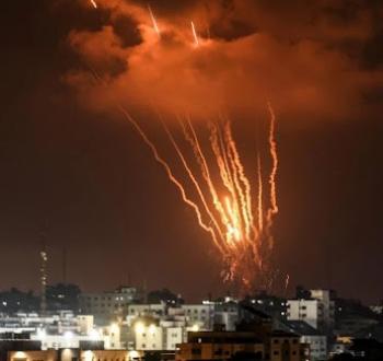 قصف سابق لتل أبيب من قبل المقاومة الفلسطينية.jpg
