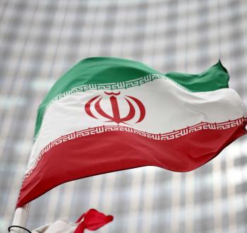 إيران