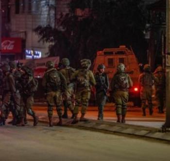 خلال اقتحام قوات الاحتلال للضفة الغريبة.jpg