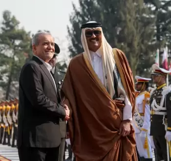 أمير قطر والرئيس الإيراني.webp