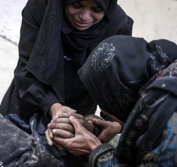 وداع الشهداء في غزة.jpg