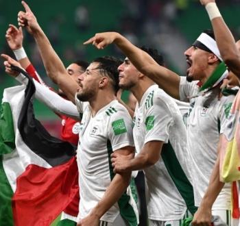 لاعبو الجزائر يتضامنون مجدداً مع فلسطين