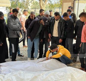 فلسطينيون يودعون ذويهم الشهداء بقطاع غزة