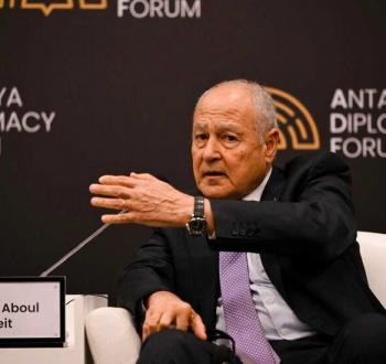 الأمين العام لجامعة الدول العربية أحمد أبو الغيط خلال كلمته في منتدى أنطاليا.jpg