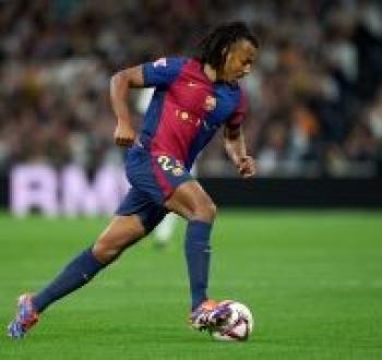 برشلونة يُعلن طبيعة إصابة كوندي ومدة غيابه عن الملاعب