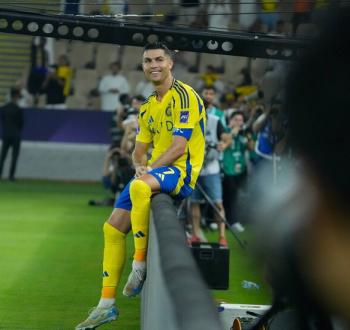 رونالدو يتلقى 4 عروض من أندية كأس العالم للأندية