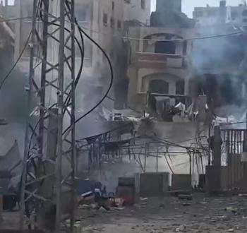 حريق مستودع الأدوية بمستشفى العودة.jpeg