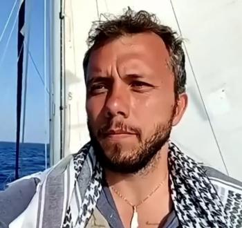 الناشط البرازيلي، تياغو أفيلا،