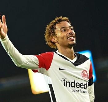الفرنسي هوجو إيكيتيكي هل يكون مهاجم ليفربول في 2025؟