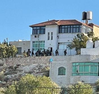 اعتقال 14 مواطناً وتحقيق ميداني مع العشرات في المغيّر