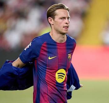 برشلونة يُعلن تفاصيل إصابة دي يونج