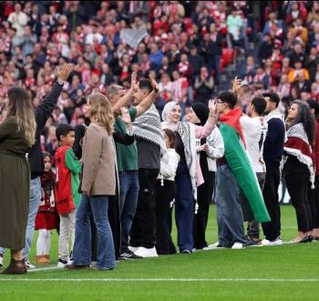 أول فريق في الليغا يكرم اللاجئين الفلسطينيين على ملعبه