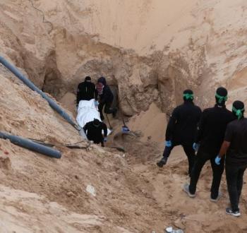 انتشال جثث إسرائيليين بغزة