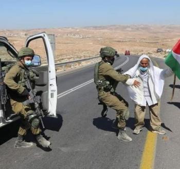 اعتداء على مسن فلسطيني في مسافر