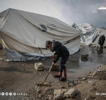 معاناة النازحين في قطاع غزة تحت الأمطار
