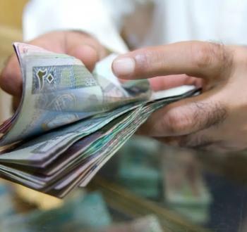 انخفاض سعر الدينار الكويتي مقابل الجنيه المصري في البنوك والسوق الموازية