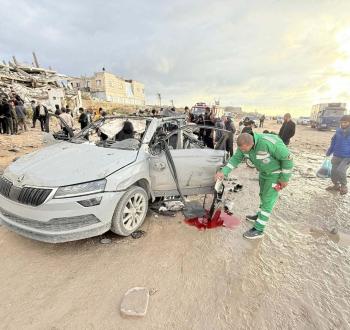 قصف مركبة غرب غزة.jpg