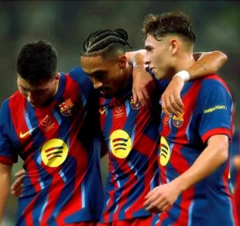 برشلونة يحجز مقعده في نهائي السوبر الإسباني