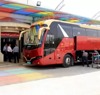 معبر الكرامة- المغادرين.webp