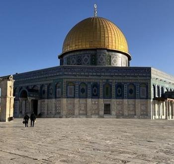 المسجد الأقصى فارغ من المصلين.jpg