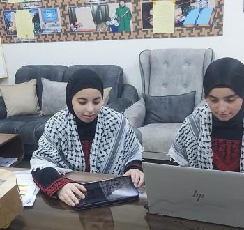 طالبتان فوز قلقيلية