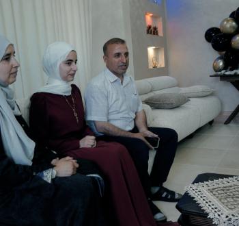 الاؤلى على فلسطين